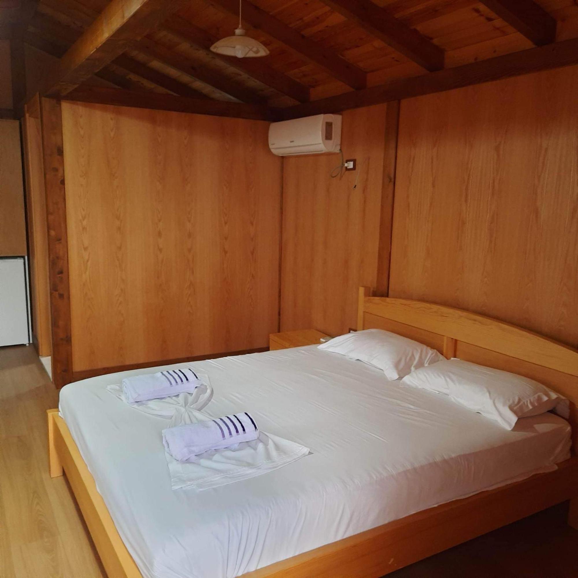 Irini'S Guesthouse Кепаро Екстериор снимка